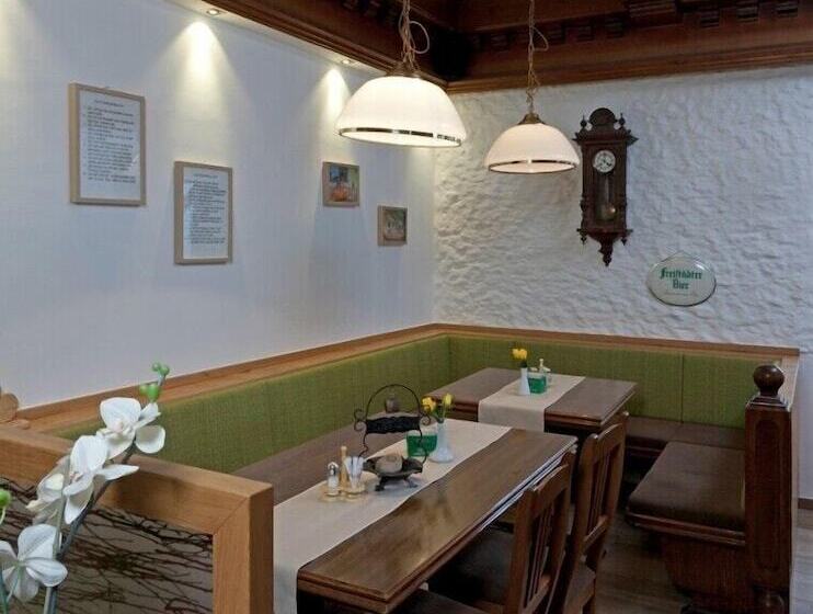 펜션 Gasthof Zur Haltestelle