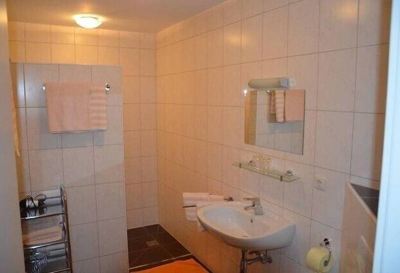 펜션 Gasthof Zur Haltestelle