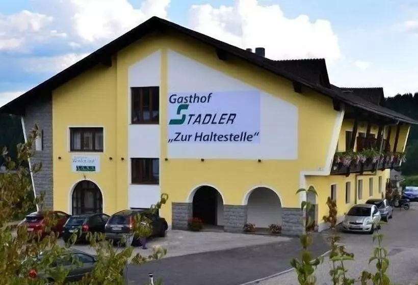 ペンション Gasthof Zur Haltestelle