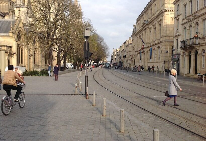 پانسیون Les Chambres Du Palais Gambetta