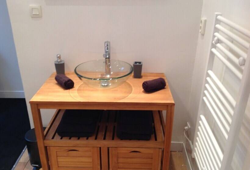 پانسیون Les Chambres Du Palais Gambetta