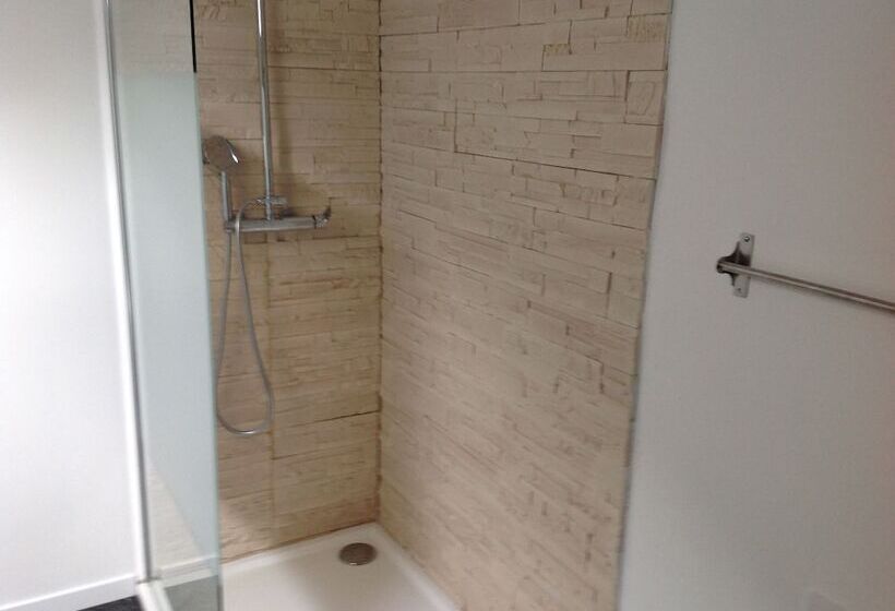 پانسیون Les Chambres Du Palais Gambetta