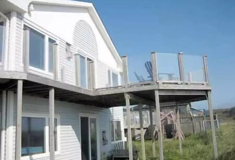 ペンション Moonlight Beach Suites