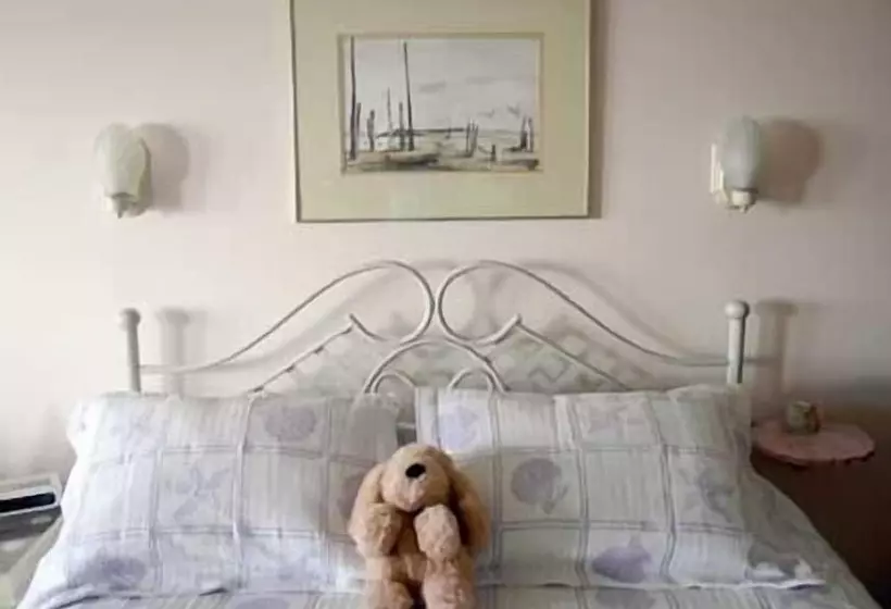 ペンション Moonlight Beach Suites