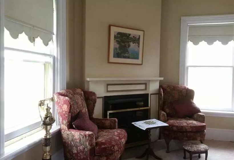 پانسیون The Dufton House