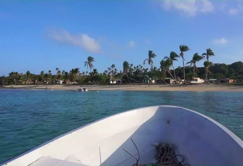 ペンション Yasawa Homestays