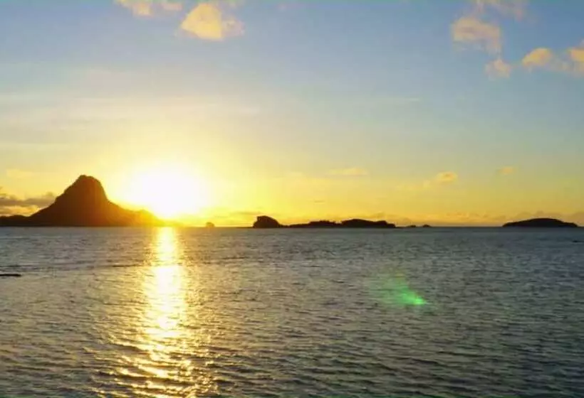 ペンション Yasawa Homestays
