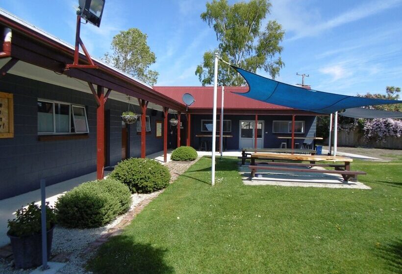 리조트 Glenavys Waitaki River Motor Camp