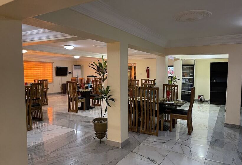 Western Sun International Hotel & Events Centre