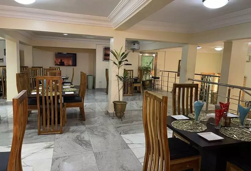 Western Sun International Hotel & Events Centre