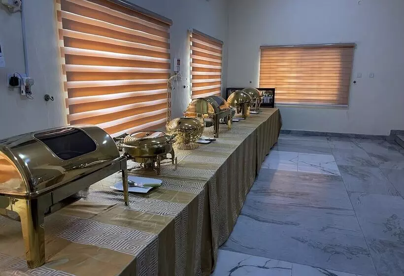 Western Sun International Hotel & Events Centre