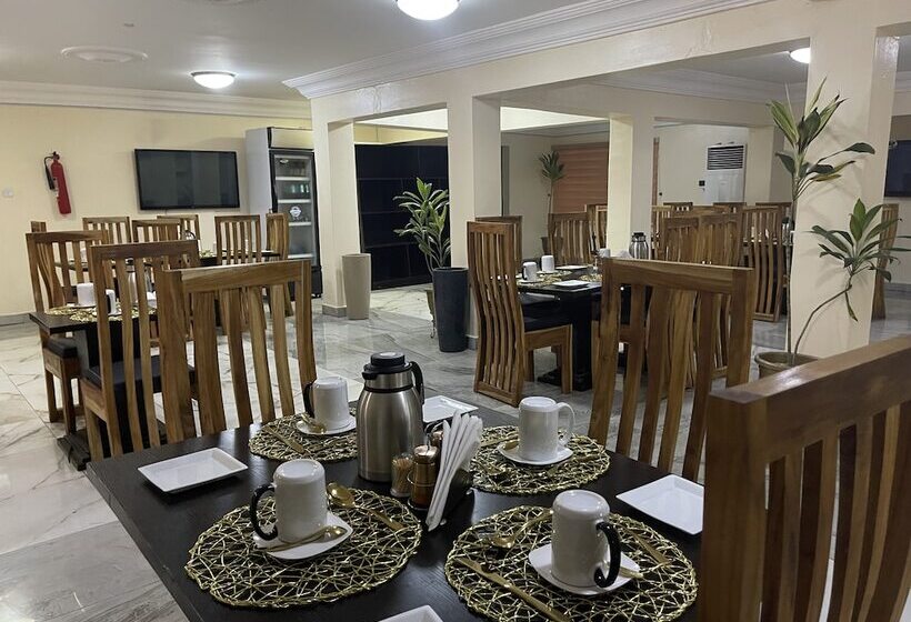 Western Sun International Hotel & Events Centre