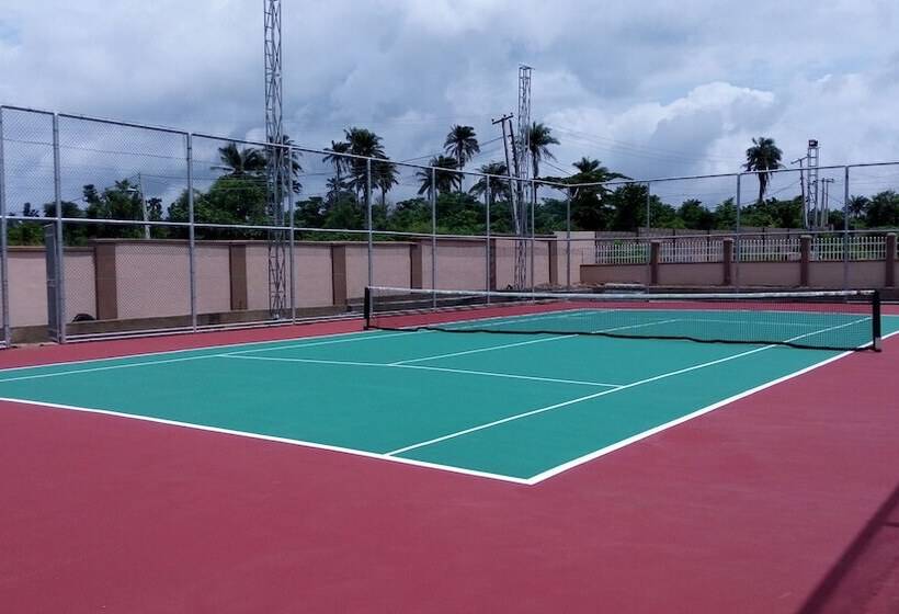 Western Sun International Hotel & Events Centre