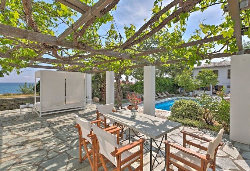 Aeolos Hotel & Villas   Pelion