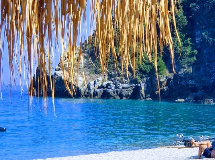 Aeolos Hotel & Villas   Pelion