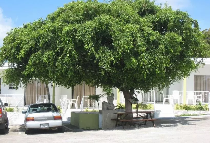 Alablanca Apartments, Residents Inn