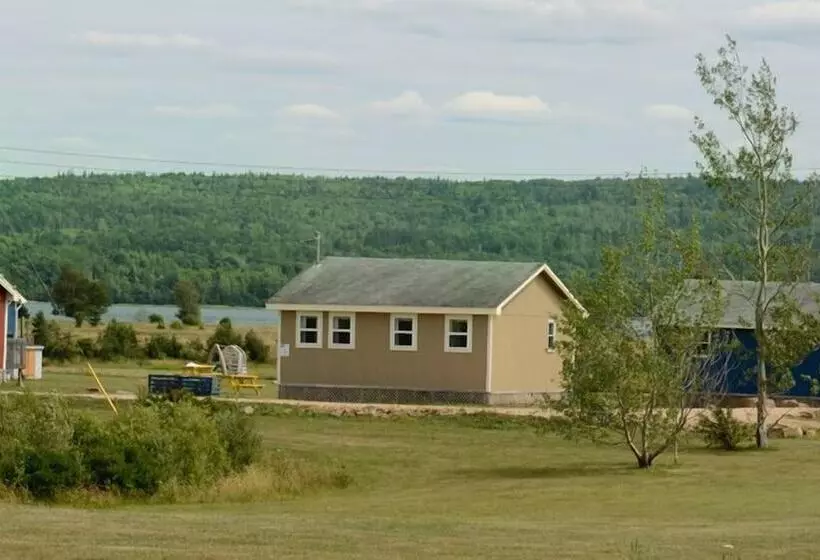 Crown Cove Cottages