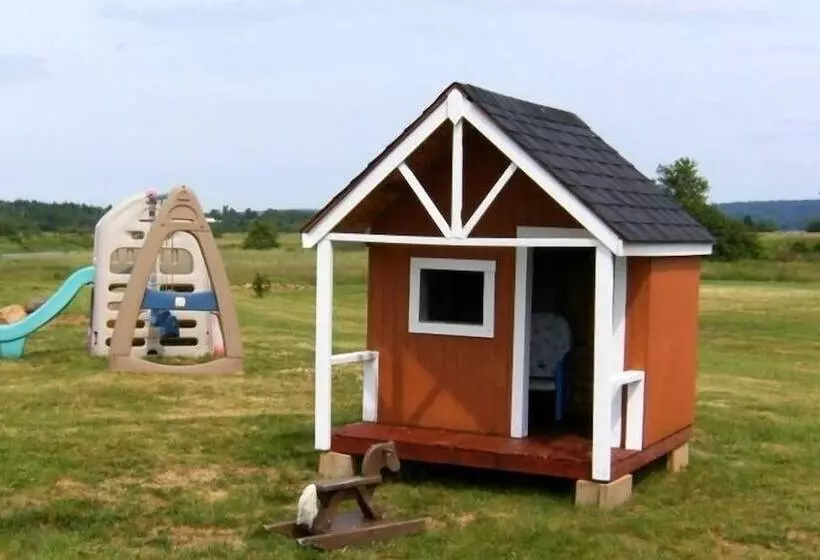 Crown Cove Cottages