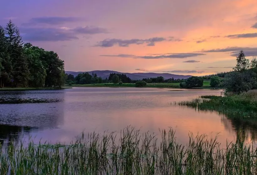 簡易ホテル The Lodge On The Loch Of Aboyne