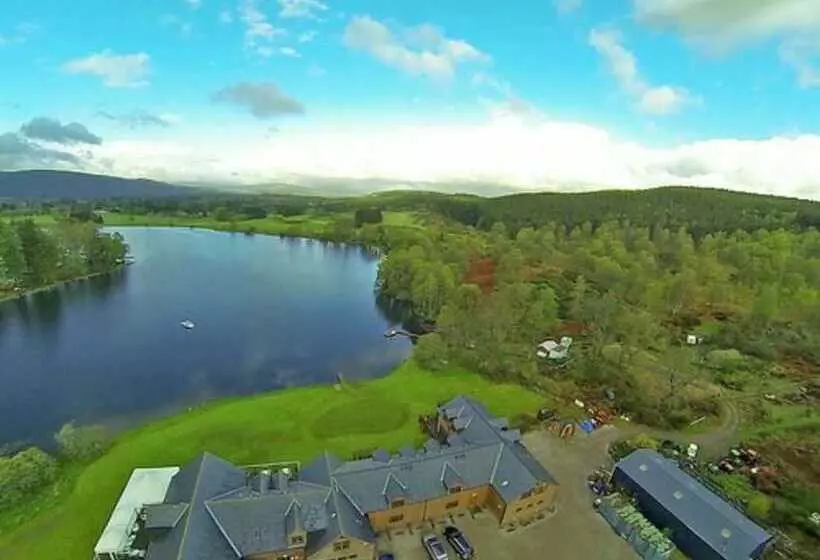 簡易ホテル The Lodge On The Loch Of Aboyne