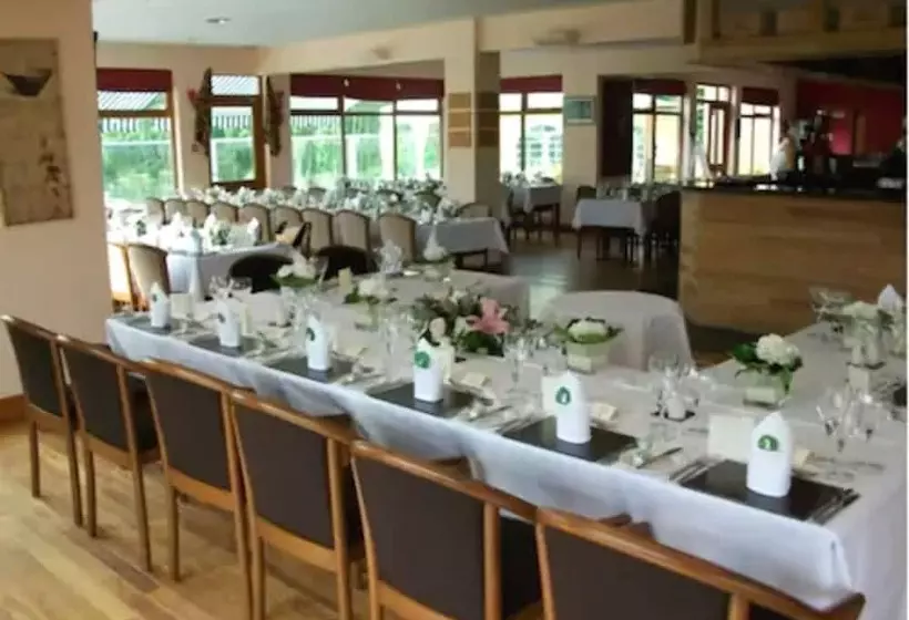 簡易ホテル The Lodge On The Loch Of Aboyne