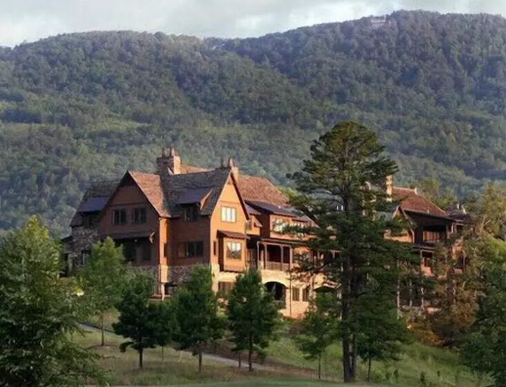Hotelli Bright S Creek Lodge