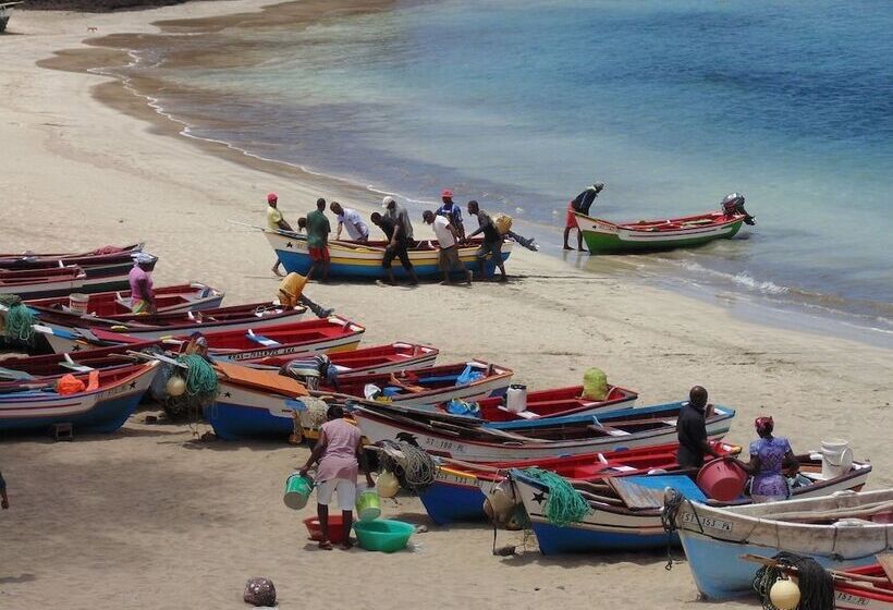 هتل Edu Horizonte