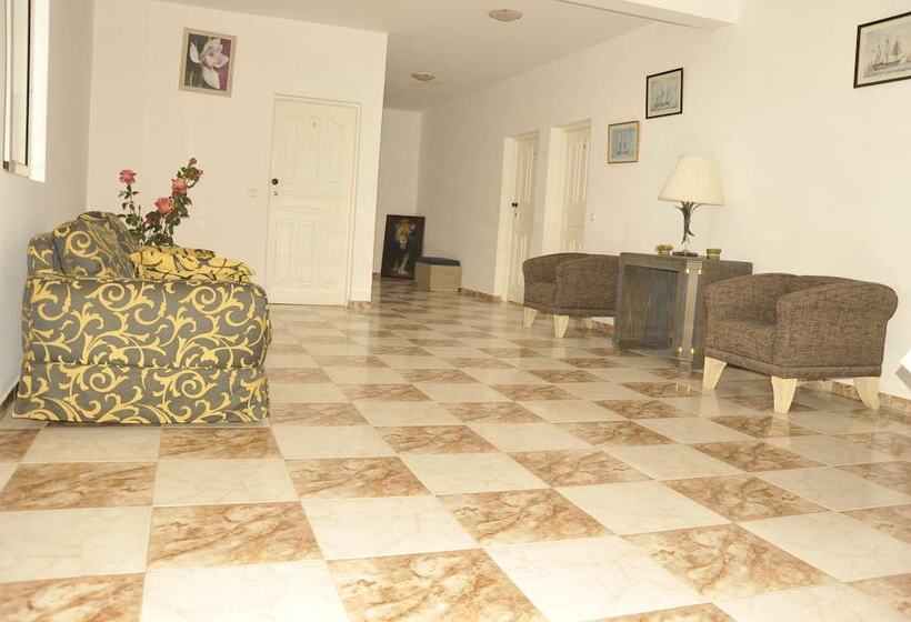 هتل Edu Horizonte