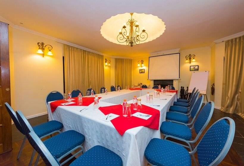 هتل Game Haven Lodge