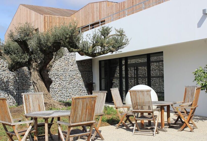 ホテル Hôtel Thierry Drapeau