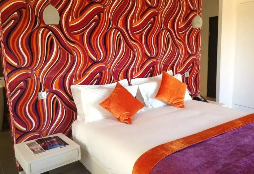 Hotelli Hôtel Thierry Drapeau