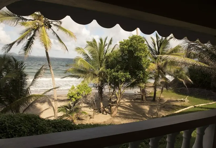 Hotel Petite Anse