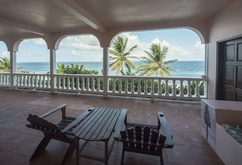 Hotel Petite Anse