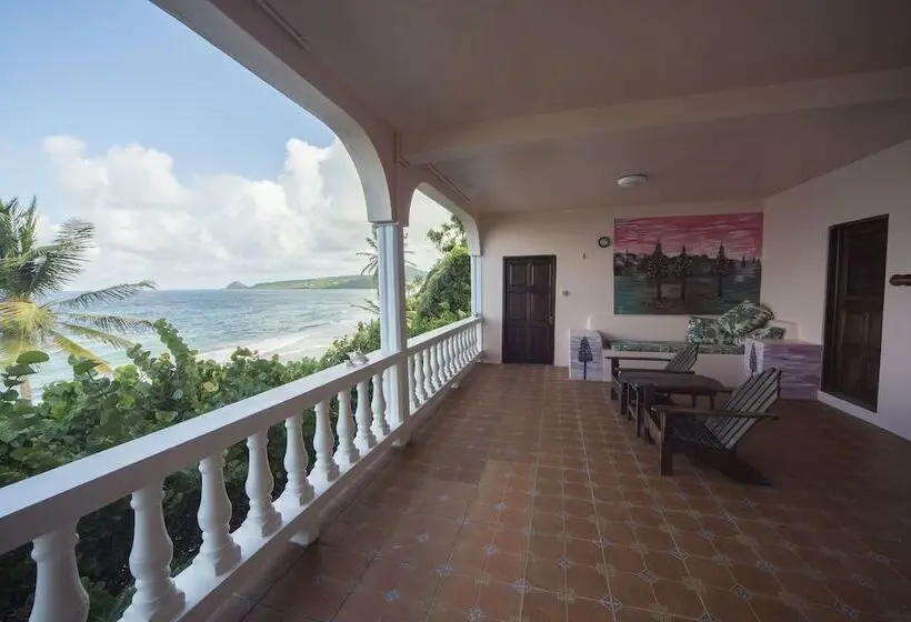 Hotel Petite Anse