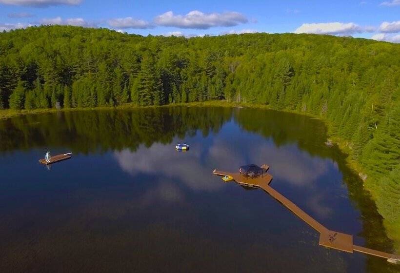 モーテル Footprints Resort