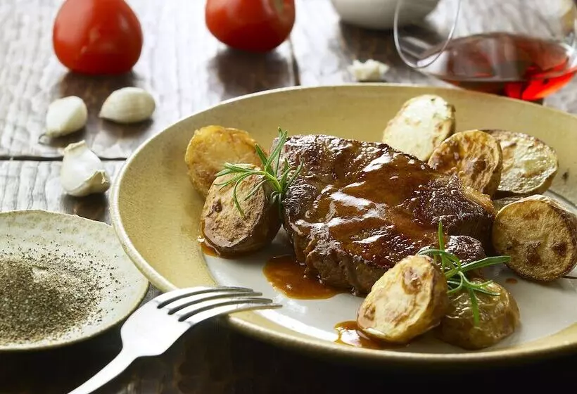 Majatalo Aleka S House