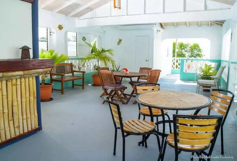 پانسیون Coco Rose Guesthouse