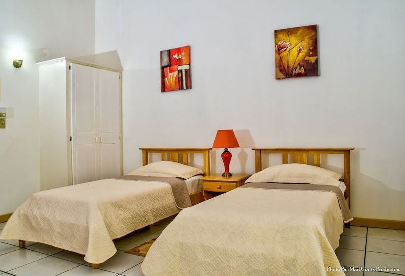 پانسیون Coco Rose Guesthouse