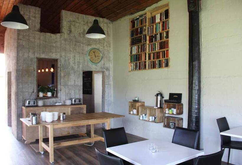 پانسیون Draflastadir Guesthouse