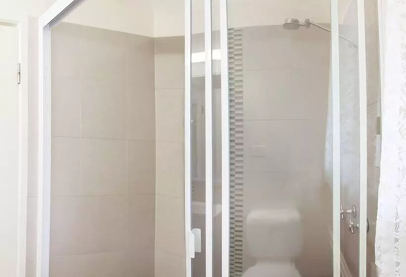 Lomakeskus Cairns Crystal Cascades Holiday Park