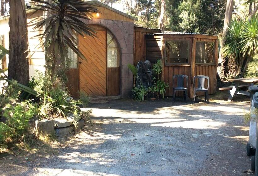 Курорт Crayfish Creek Van & Cabin Park