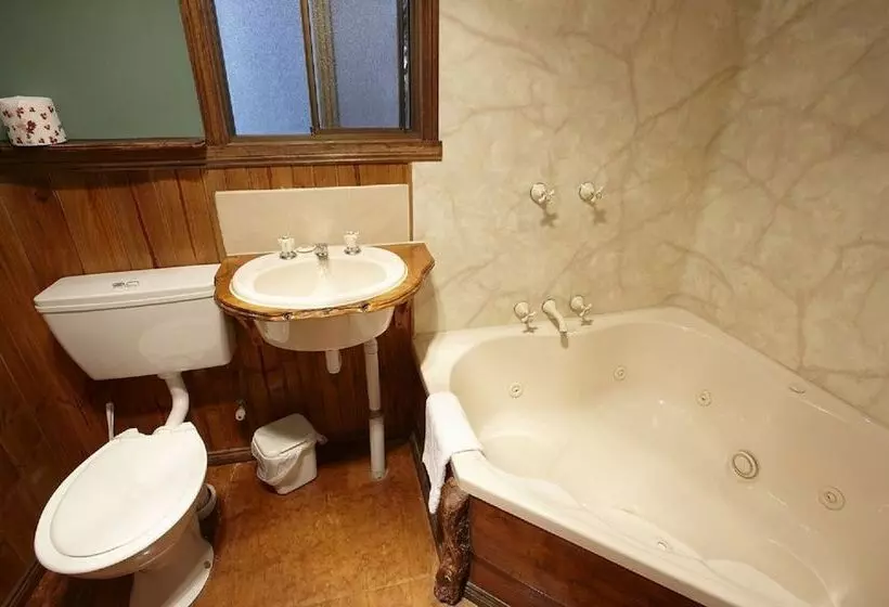 Lomakeskus Crayfish Creek Van & Cabin Park