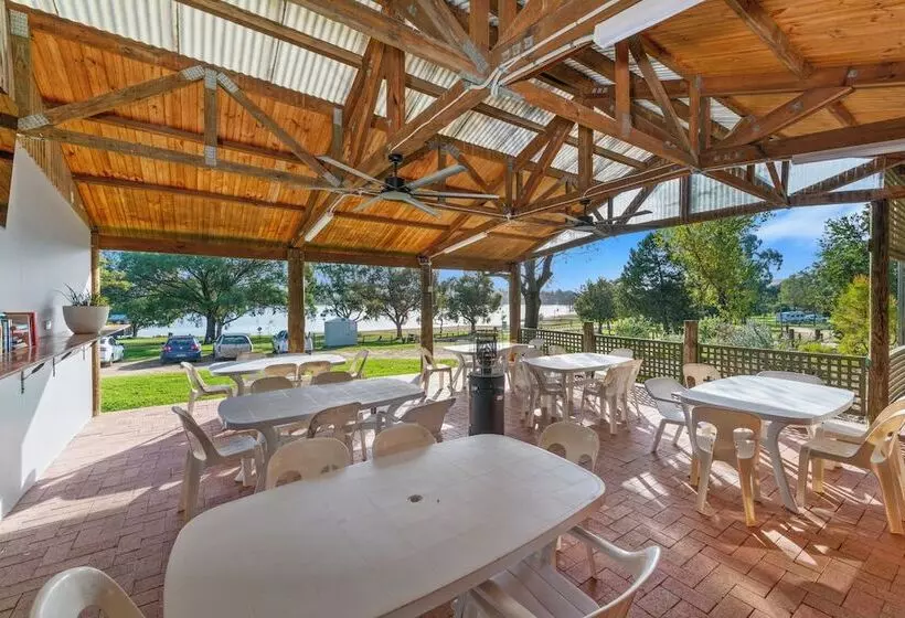 リゾートホテル Lake Hume Holiday Park