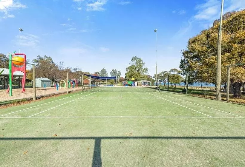 リゾートホテル Lake Hume Holiday Park