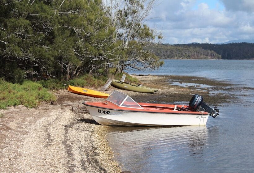 渡假胜地 Regatta Point Holiday Park