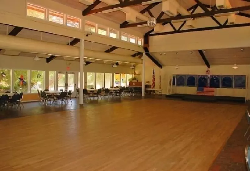 Soledad Canyon Rv & Camping Resort