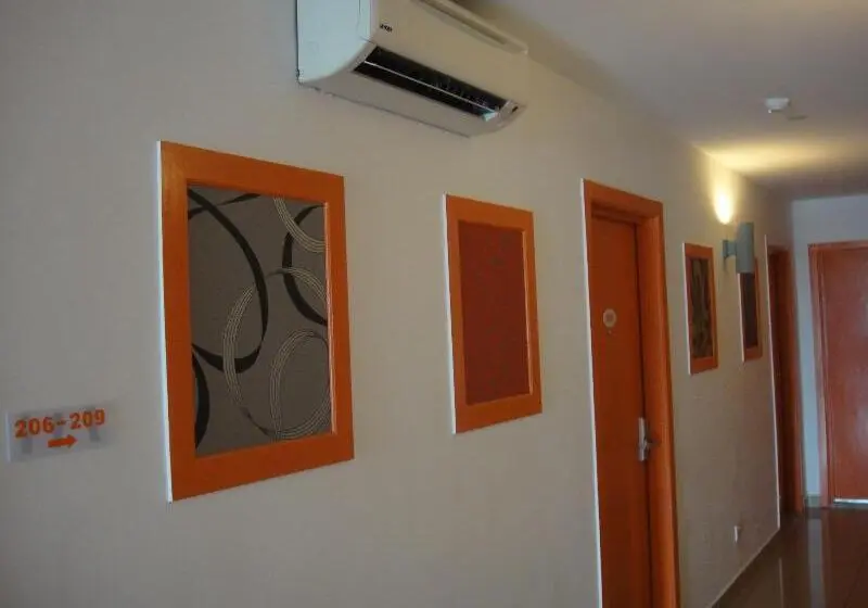 1 Hotel Mahkota Cheras