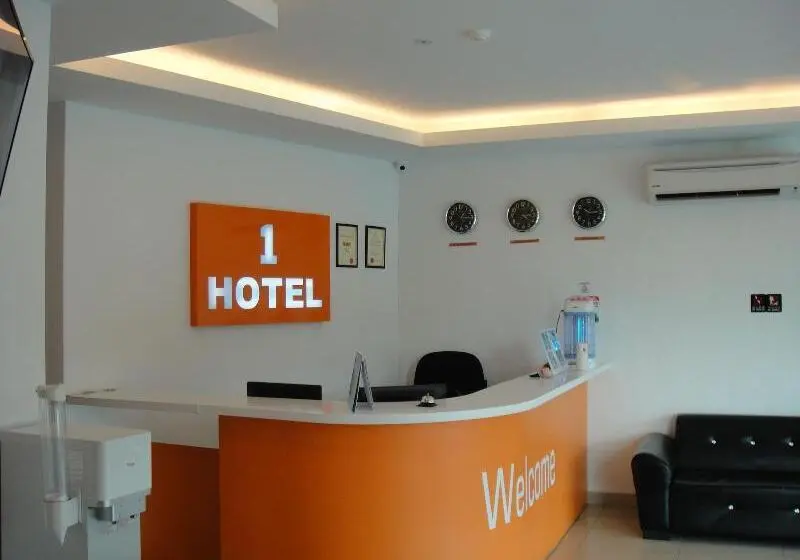 1 Hotel Mahkota Cheras