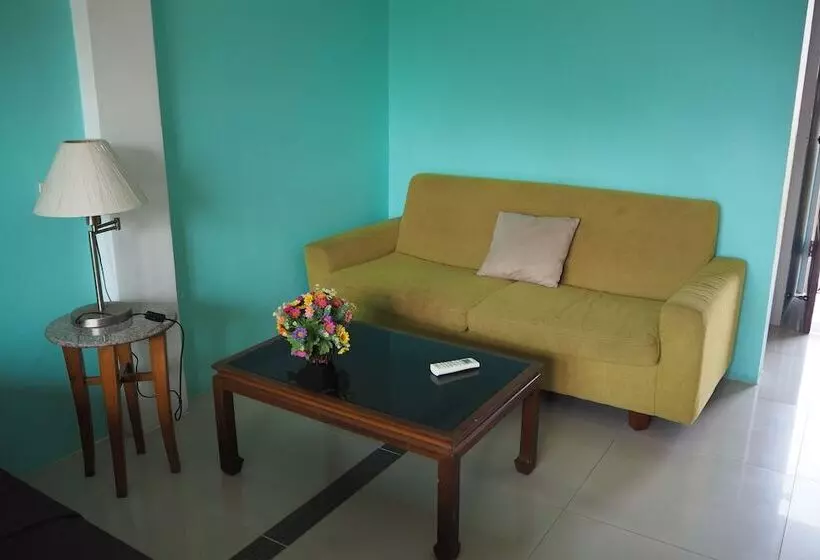 Bb House Beach Residences