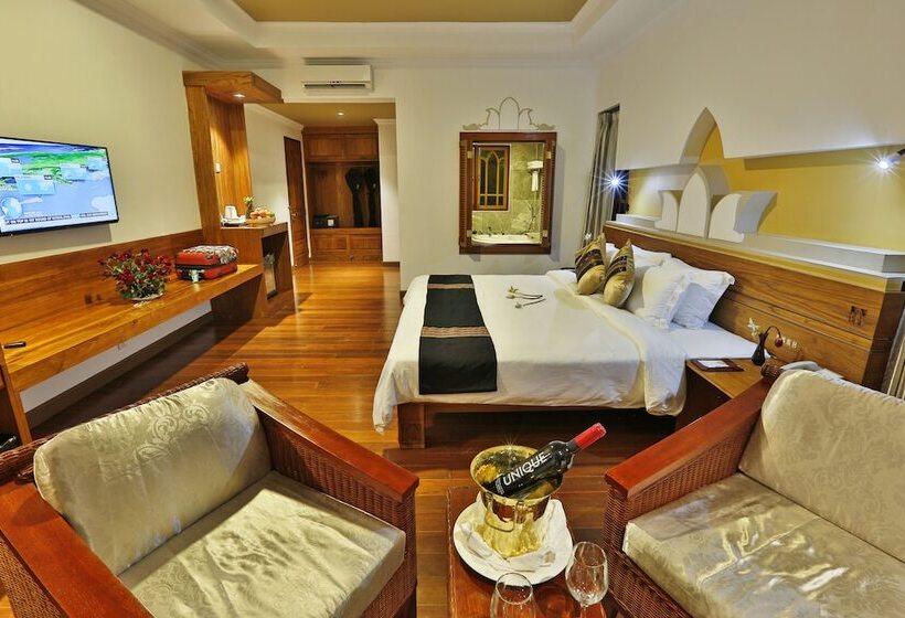 בית מלון כפרי Ananta Inlay Resort